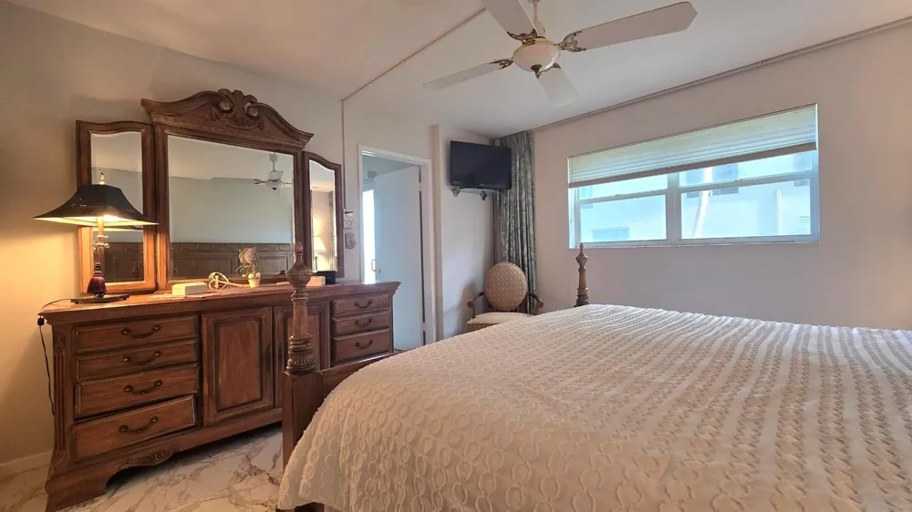 1161 Hillsboro Mile #107 Hillsboro Beach, FL 33062