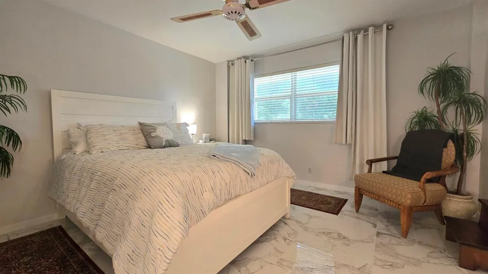 1161 Hillsboro Mile #107 Hillsboro Beach, FL 33062