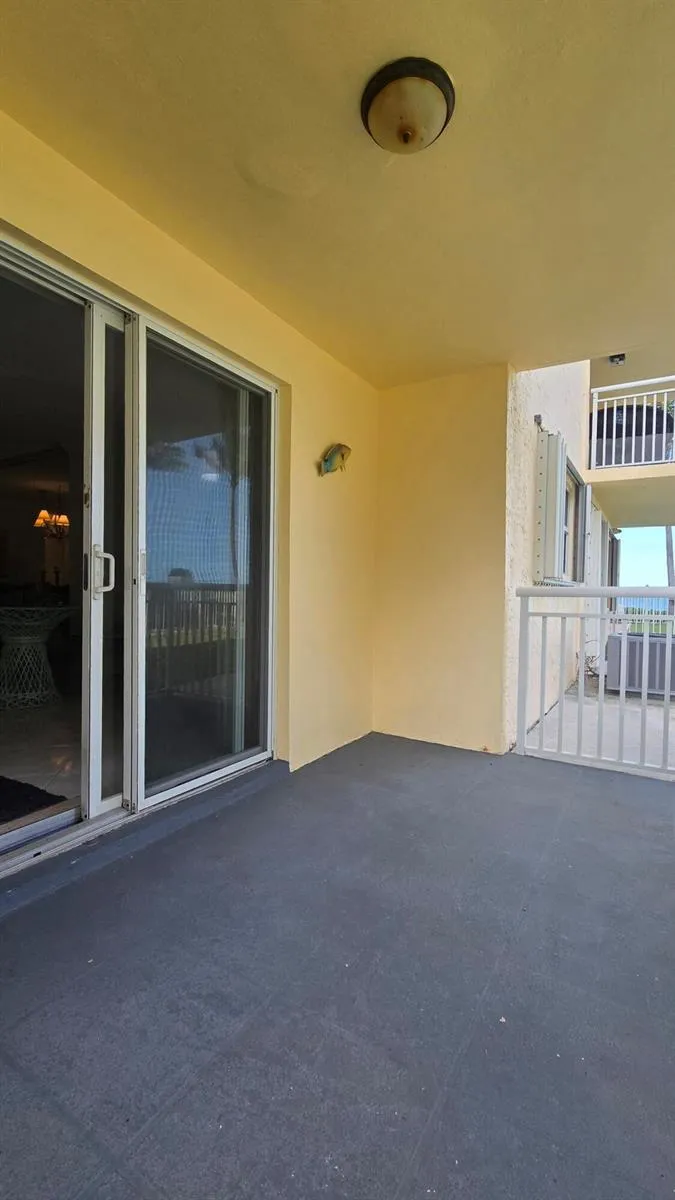 1161 Hillsboro Mile #107 Hillsboro Beach, FL 33062