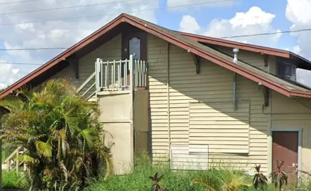 215 BUENA VISTA DRIVE Lake Alfred, FL 33850