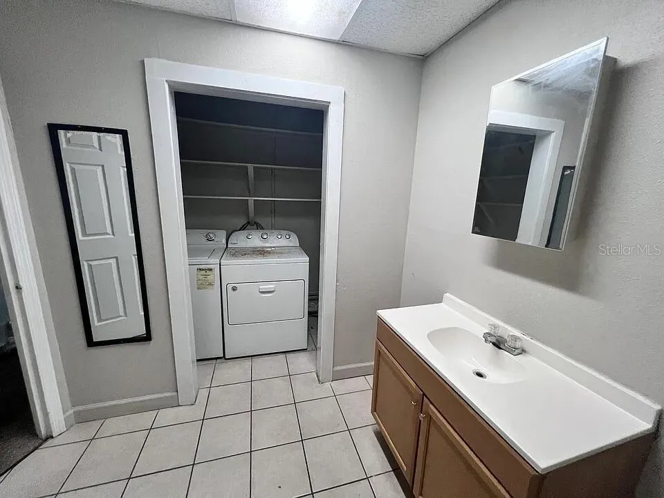 215 BUENA VISTA DRIVE Lake Alfred, FL 33850