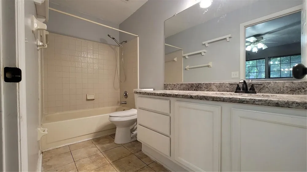 819 SW 57TH TERRACE Gainesville, FL 32607