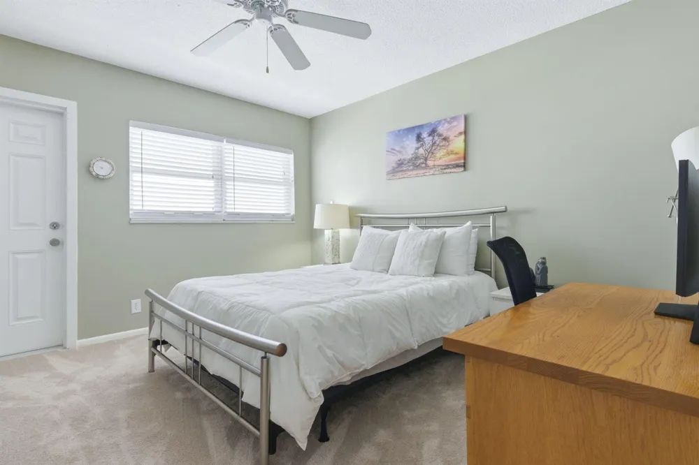 2880 NE 33rd Court #305 Fort Lauderdale, FL 33306