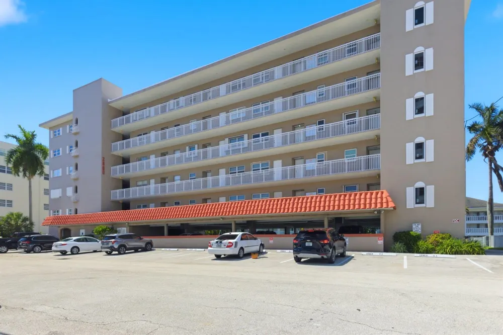 2880 NE 33rd Court #305 Fort Lauderdale, FL 33306