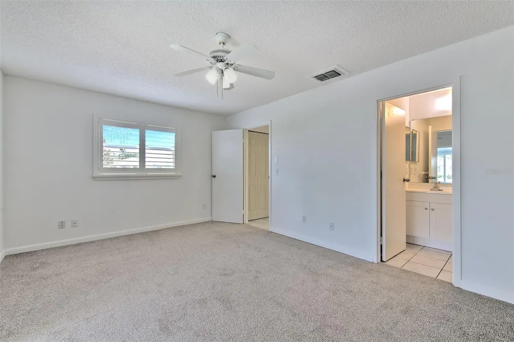 401 DORCHESTER PLACE #49 Sun City Center, FL 33573