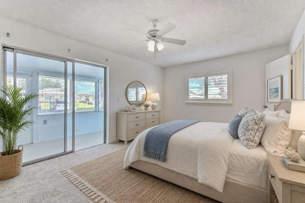 401 DORCHESTER PLACE #49 Sun City Center, FL 33573