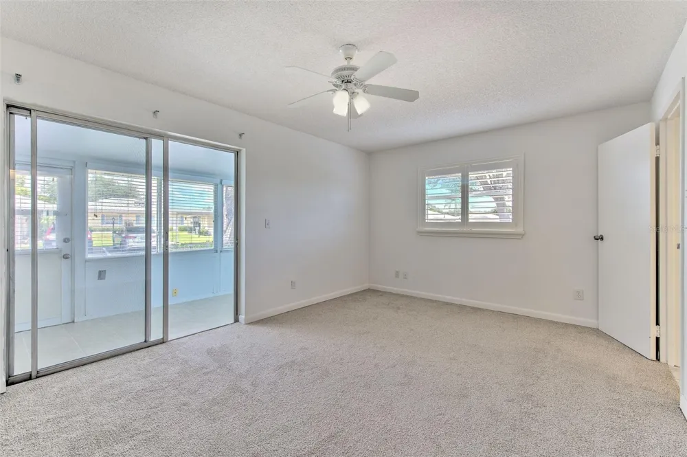 401 DORCHESTER PLACE #49 Sun City Center, FL 33573