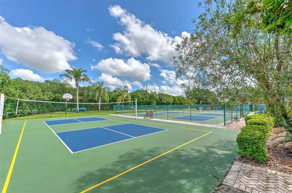 401 DORCHESTER PLACE #49 Sun City Center, FL 33573