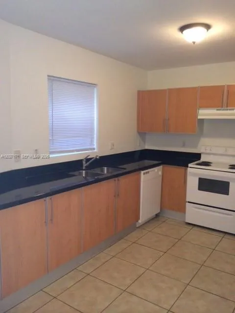 1702 28th Ave #1 Hollywood, FL 33020
