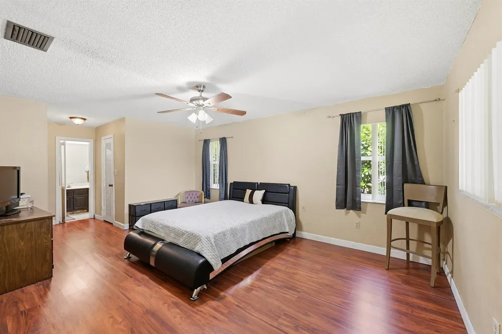 11748 NW 28th Street Coral Springs, FL 33065