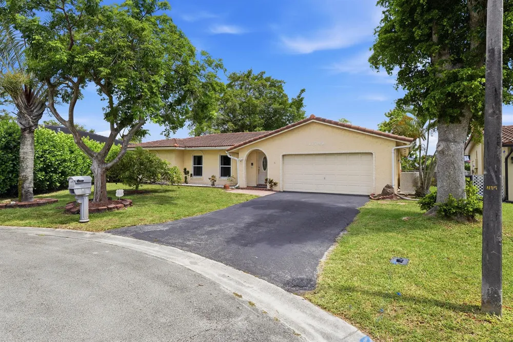 11748 NW 28th Street Coral Springs, FL 33065