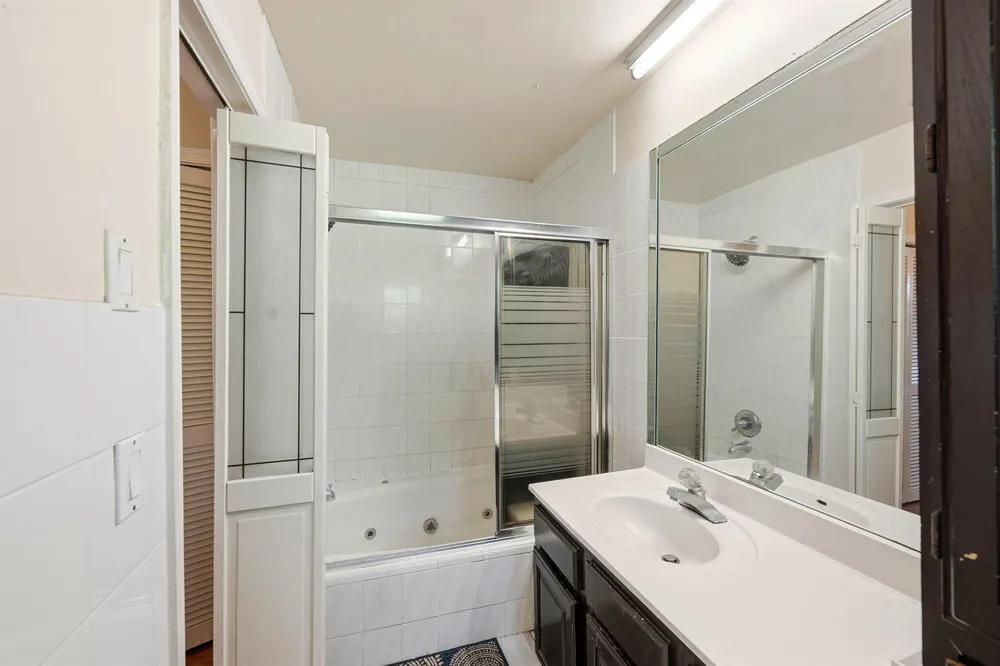 11748 NW 28th Street Coral Springs, FL 33065