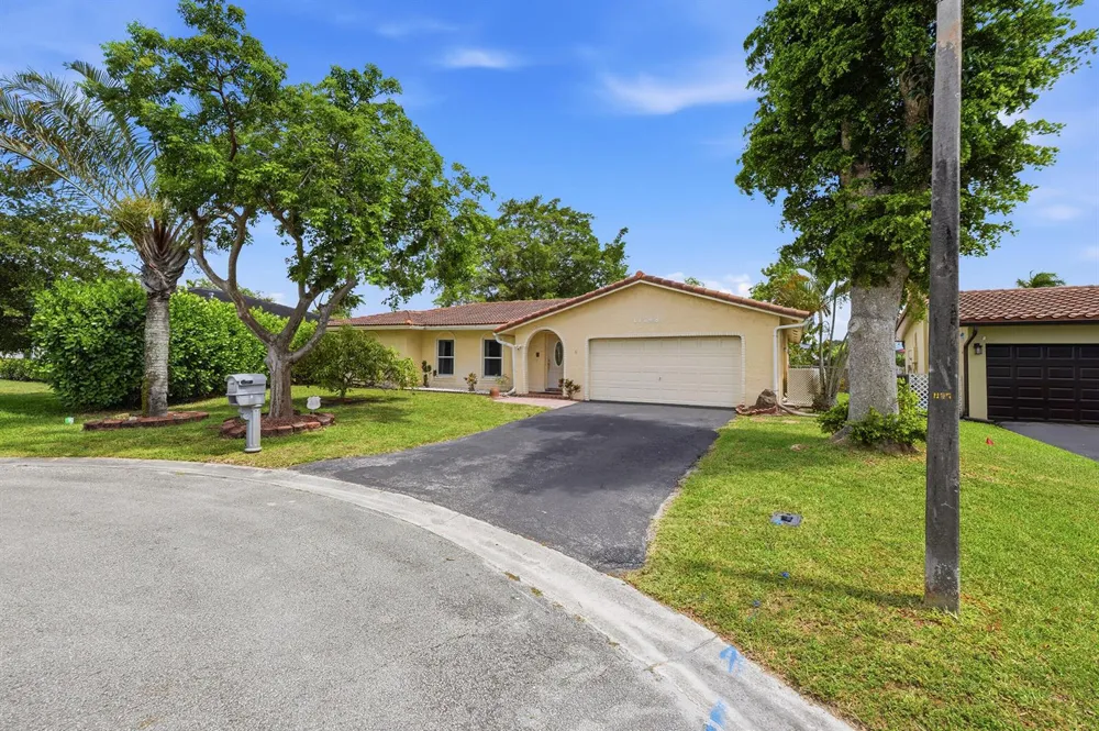 11748 NW 28th Street Coral Springs, FL 33065