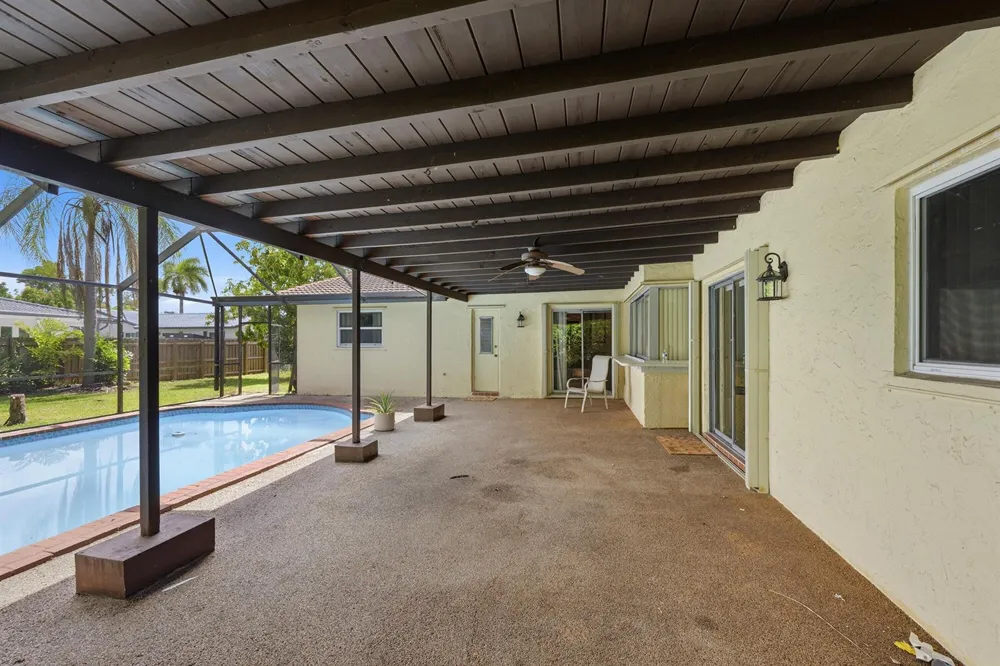 11748 NW 28th Street Coral Springs, FL 33065