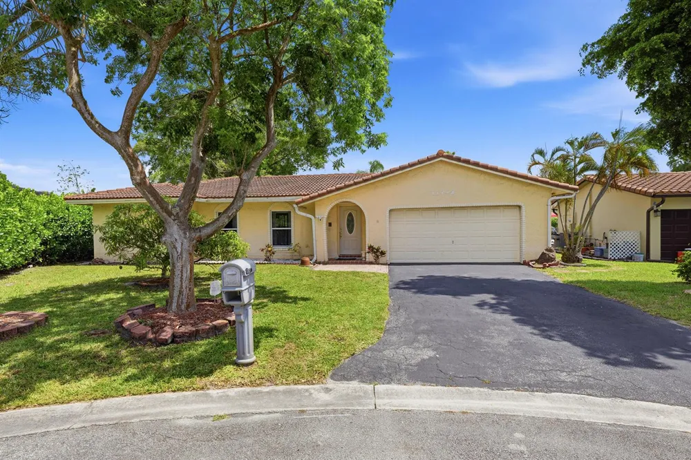 11748 NW 28th Street Coral Springs, FL 33065