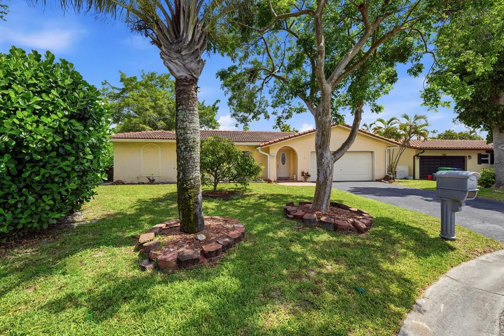 11748 NW 28th Street Coral Springs, FL 33065