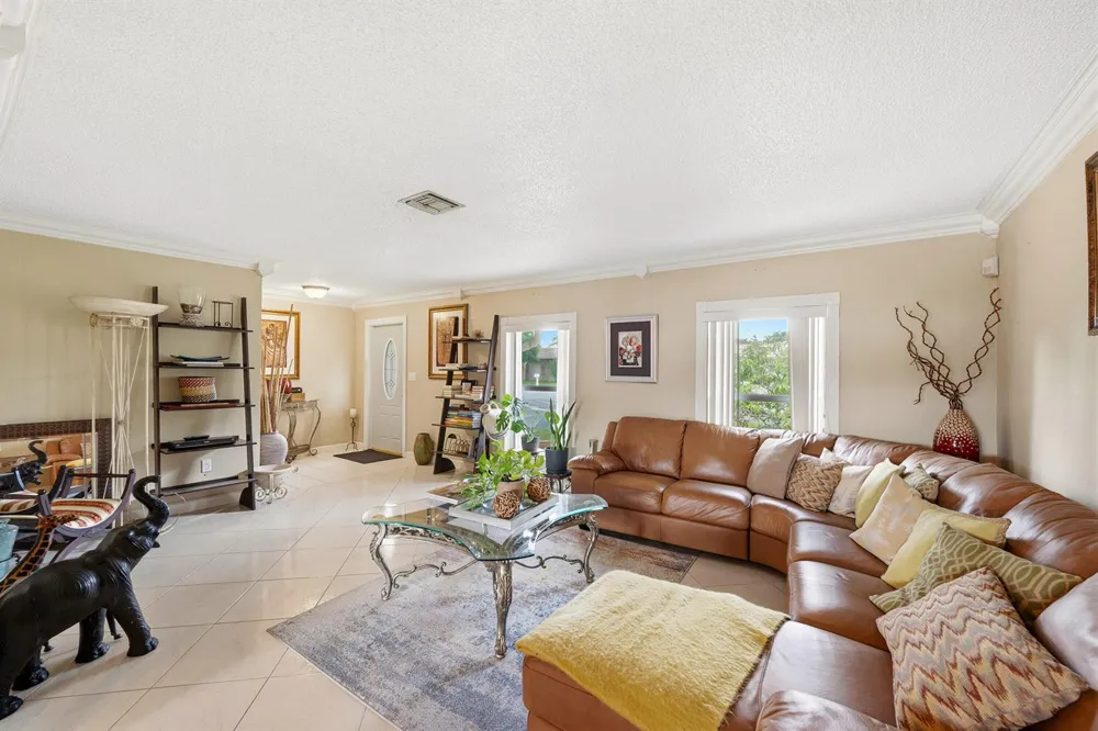 11748 NW 28th Street Coral Springs, FL 33065