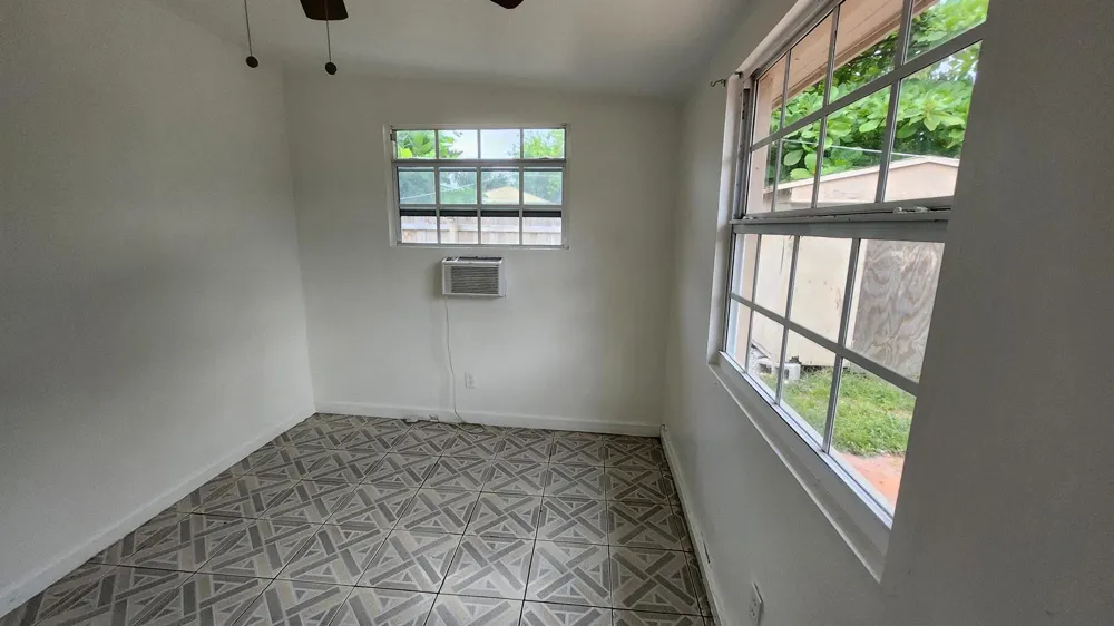 43 SW 11th Street #Unit E Dania Beach, FL 33004