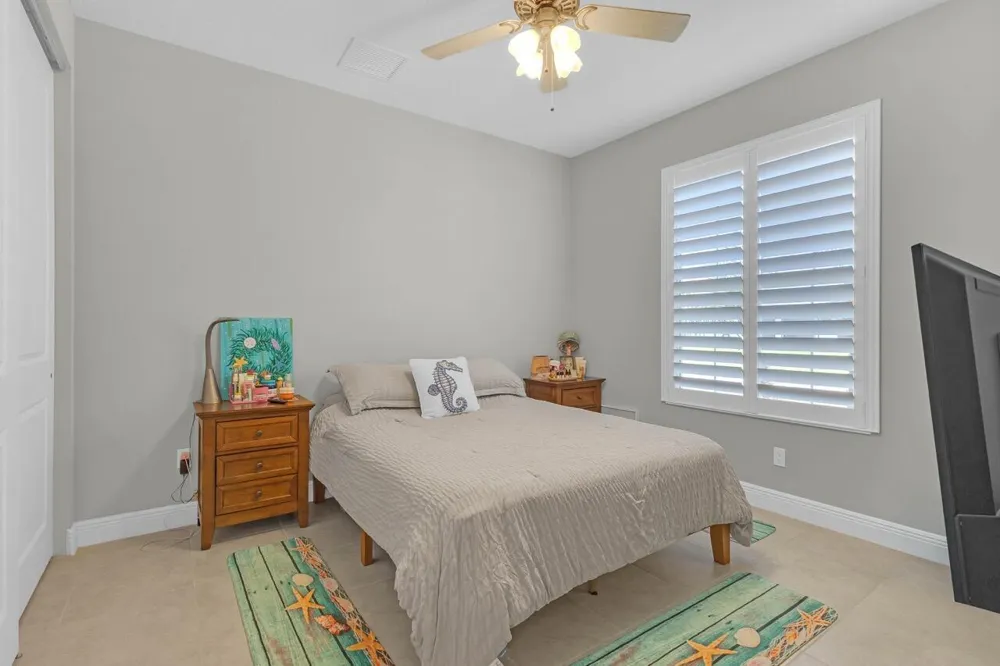 7203 33rd Square Vero Beach, FL 32967