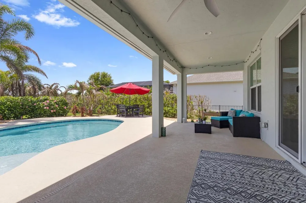 7203 33rd Square Vero Beach, FL 32967
