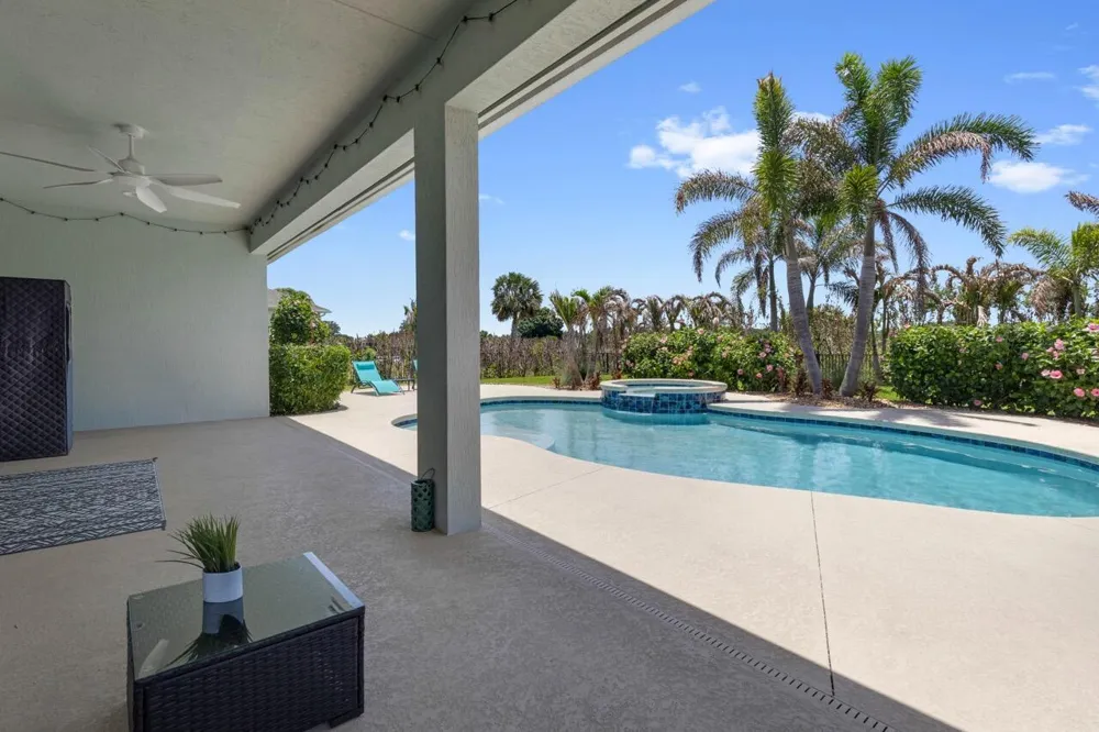 7203 33rd Square Vero Beach, FL 32967