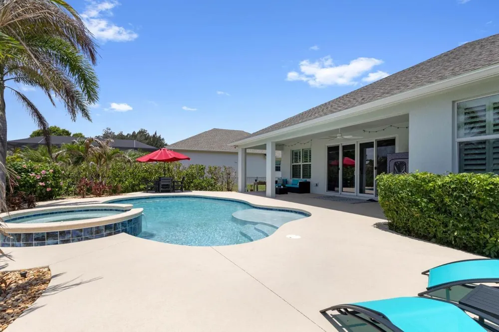 7203 33rd Square Vero Beach, FL 32967