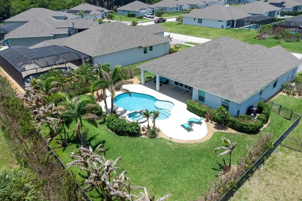 7203 33rd Square Vero Beach, FL 32967