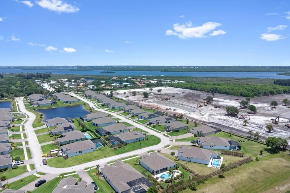 7203 33rd Square Vero Beach, FL 32967