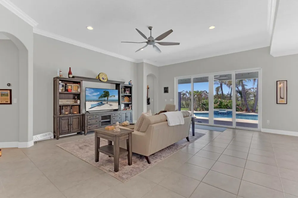 7203 33rd Square Vero Beach, FL 32967