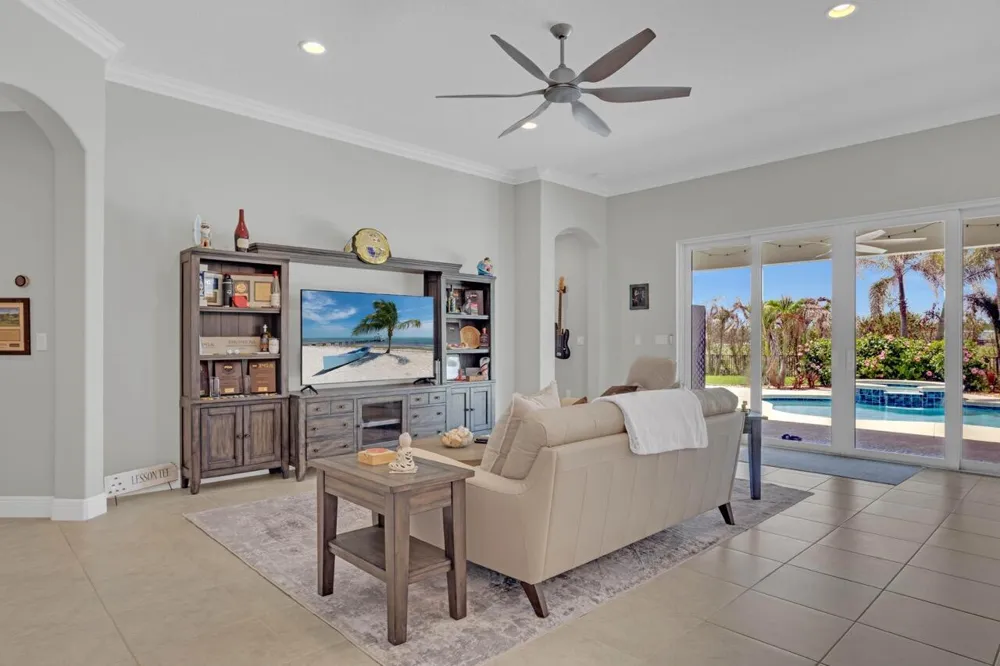 7203 33rd Square Vero Beach, FL 32967