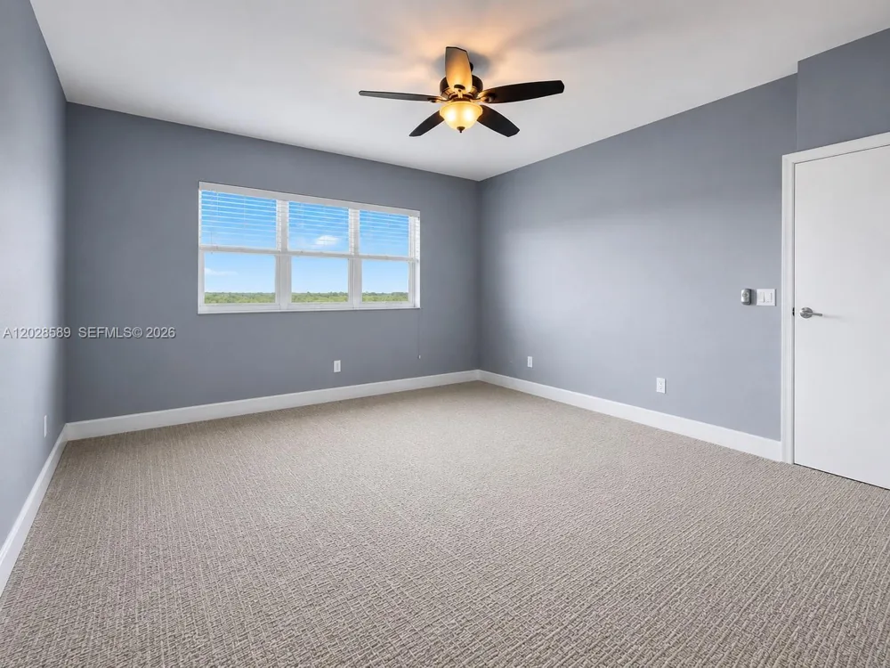 14951 Royal Oaks Ln #2002 North Miami, FL 33181