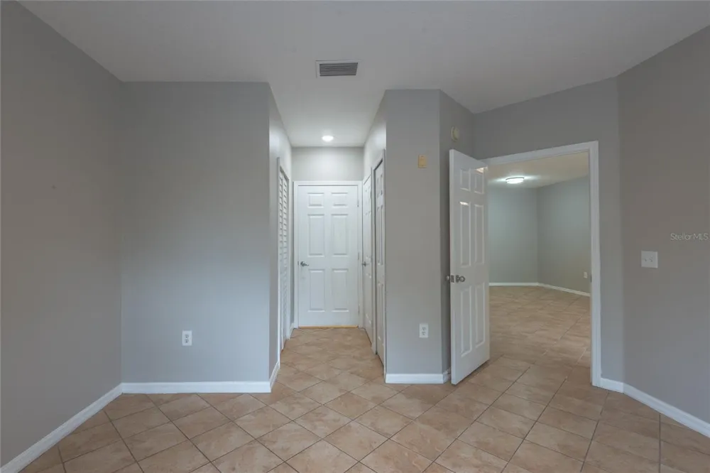 6007 SKYDALE WAY #201 Riverview, FL 33578