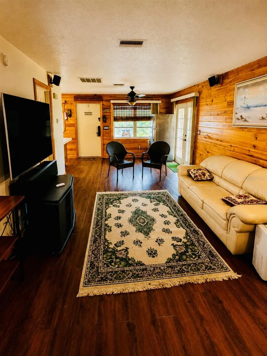 403 COTTAGE CIRCLE E #403 Lake Wales, FL 33867