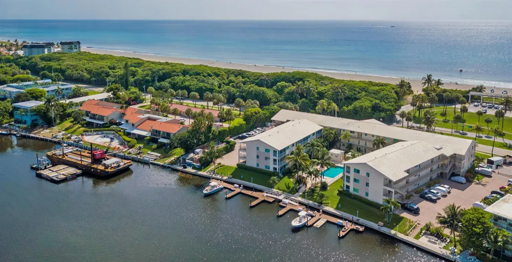 6530 Ocean Boulevard #3070 Ocean Ridge, FL 33435