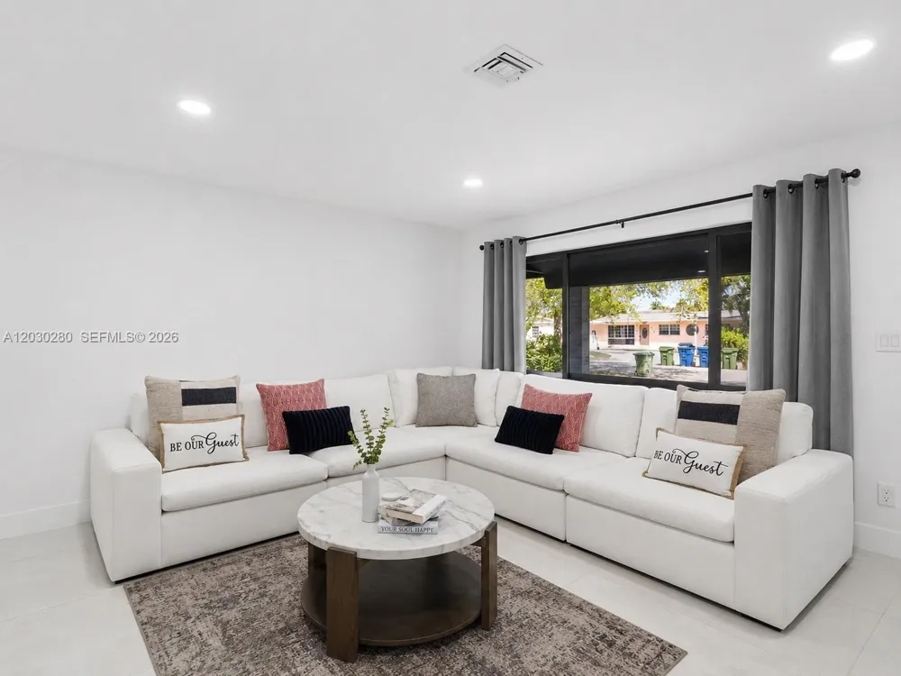 400 NW 30th Ct Wilton Manors, FL 33311