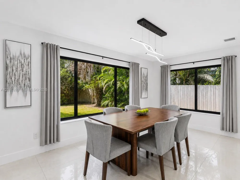 400 NW 30th Ct Wilton Manors, FL 33311