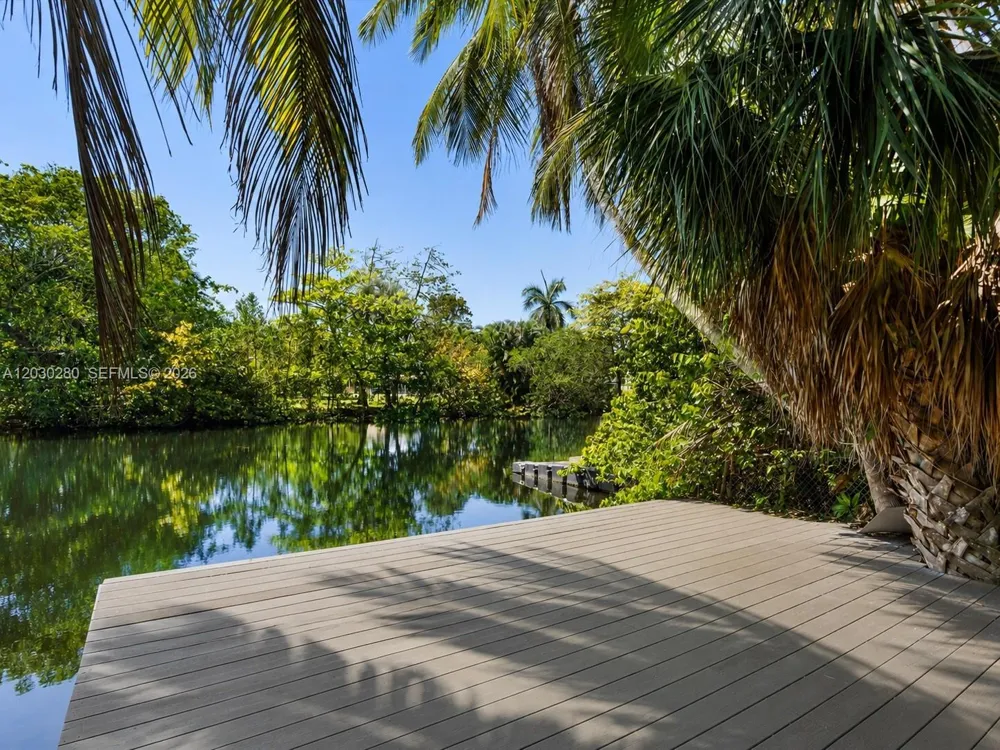 400 NW 30th Ct Wilton Manors, FL 33311