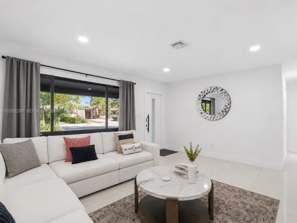400 NW 30th Ct Wilton Manors, FL 33311