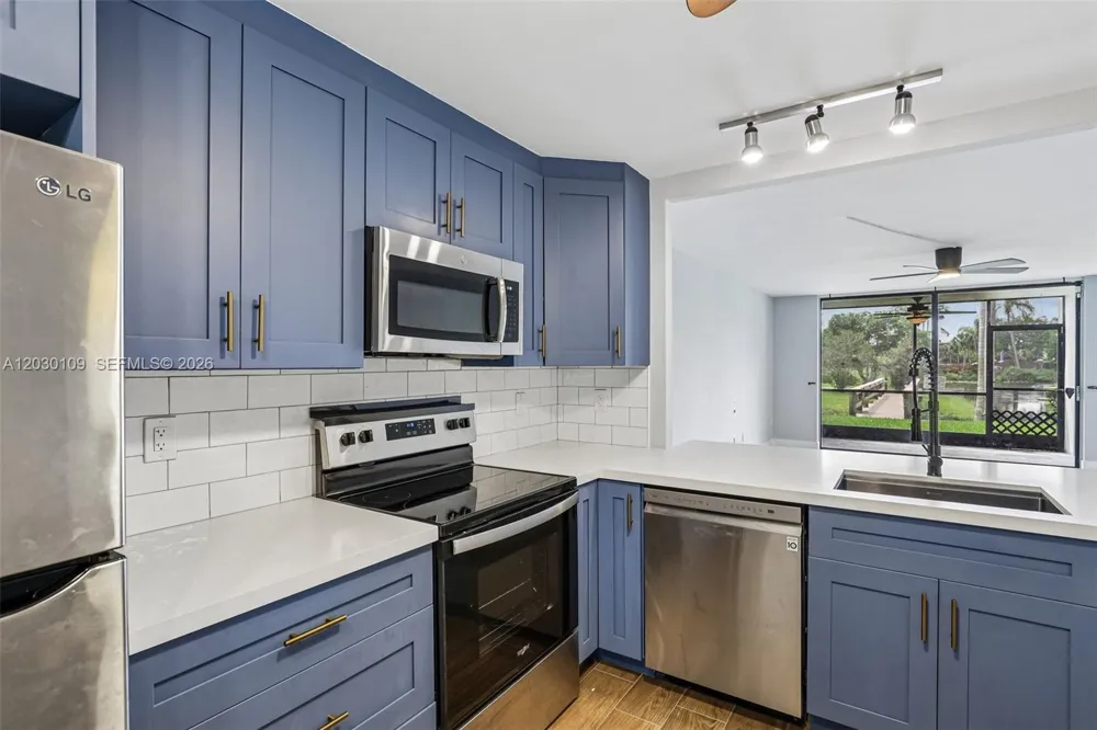 100 NW 76th Ave #108-2 Plantation, FL 33324