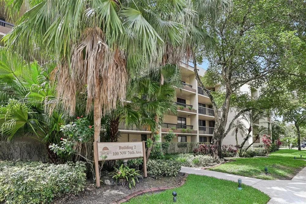 100 NW 76th Ave #108-2 Plantation, FL 33324