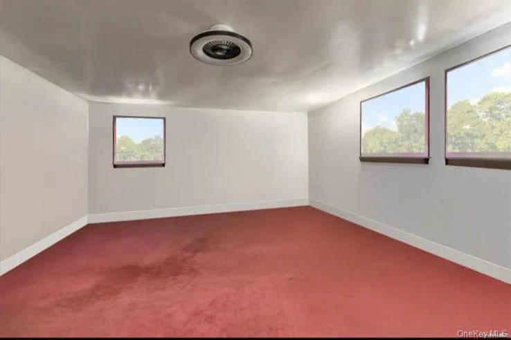 120 Memphis Ave Floral Park, NY 11001
