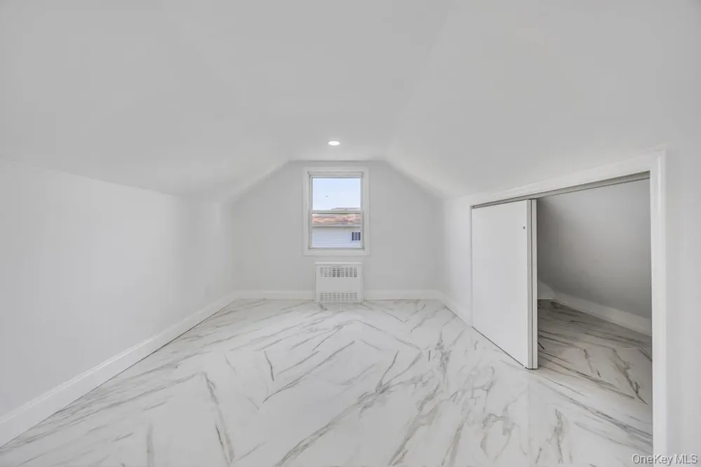 1828 Stein Drive Bay Shore, NY 11706