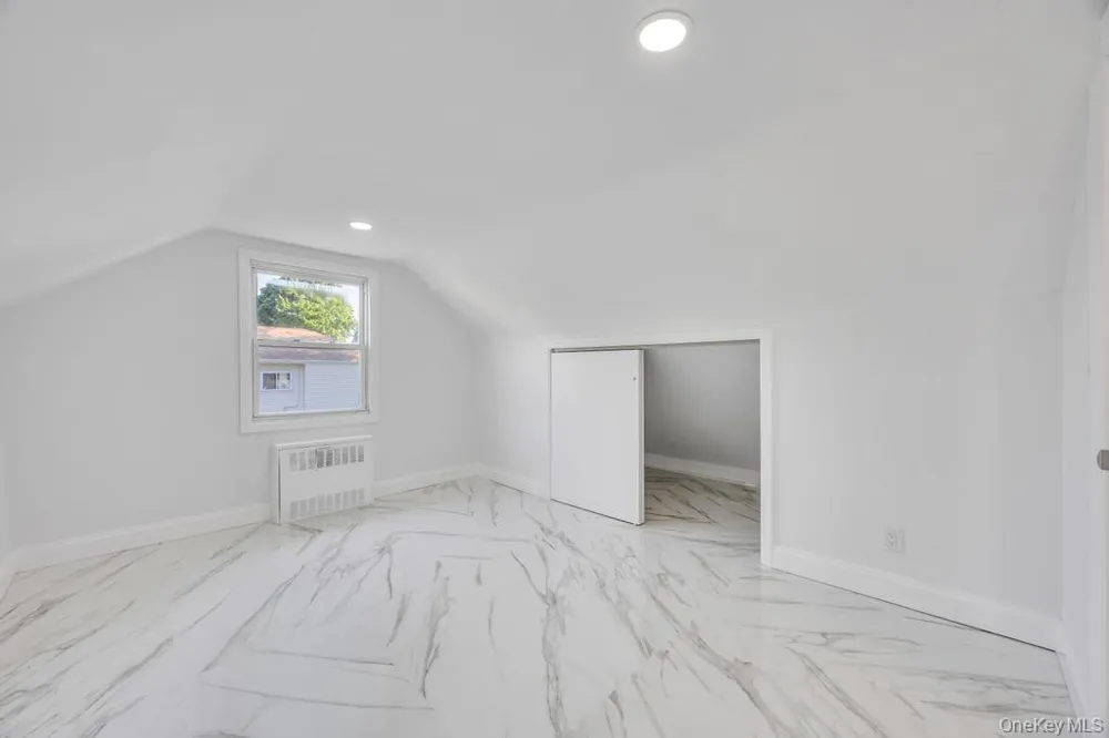 1828 Stein Drive Bay Shore, NY 11706