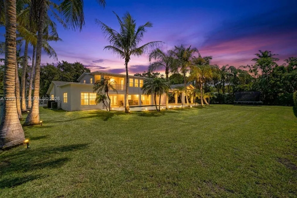 8320 SW 161st St Palmetto Bay, FL 33157