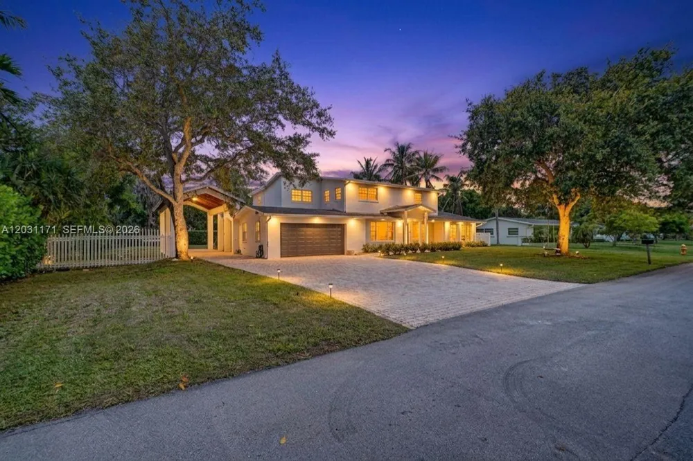 8320 SW 161st St Palmetto Bay, FL 33157