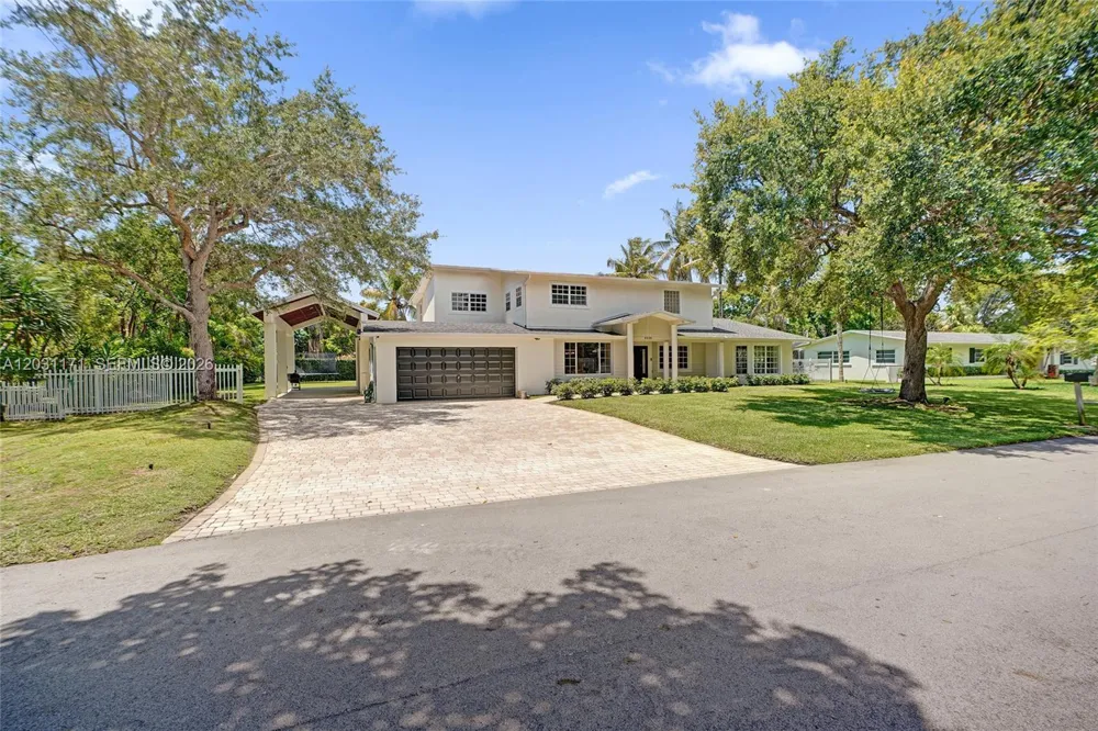 8320 SW 161st St Palmetto Bay, FL 33157