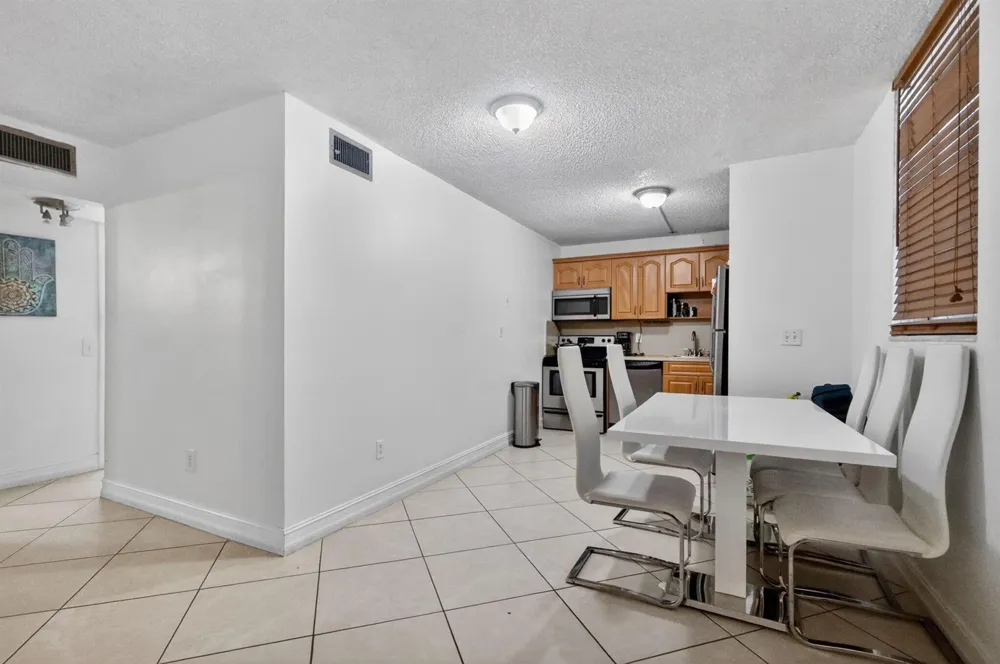 1801 S Treasure Drive #415 North Bay Village, FL 33141