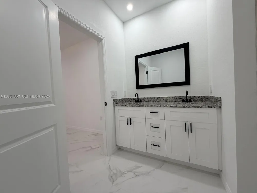 2706 72nd St W Lehigh Acres, FL 33971