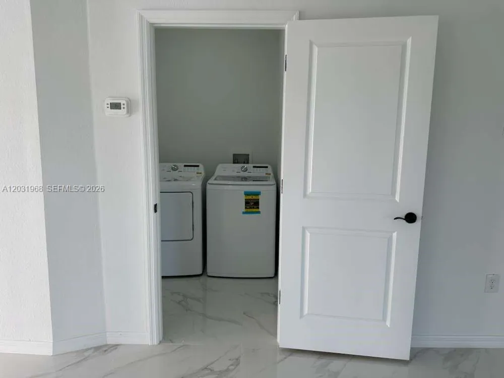 2706 72nd St W Lehigh Acres, FL 33971