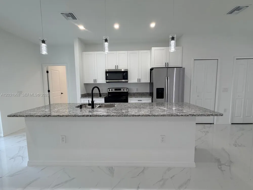 2706 72nd St W Lehigh Acres, FL 33971